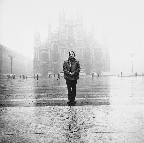 Portrait of the sculptor Jean Tinguely, photographed in Milan in 1970.